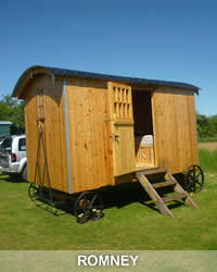 Come and stay in our Shepherd's Hut - Romney